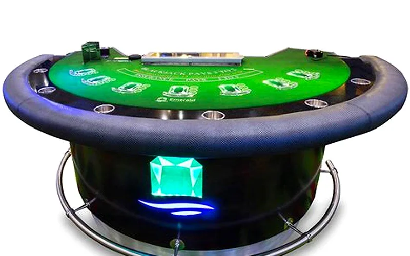 Live dealer blackjack studio streamed to Funduel Casino games